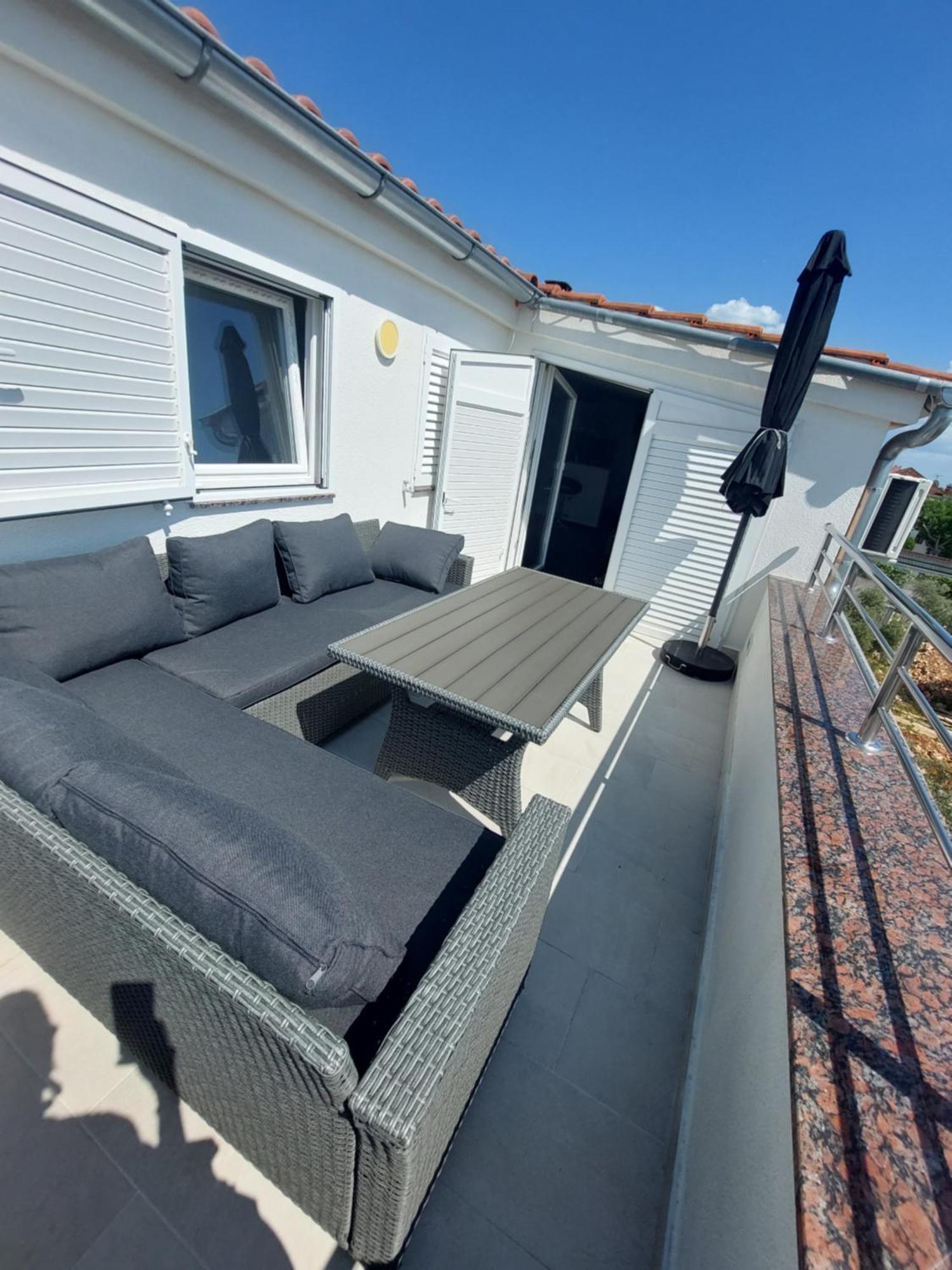 Apartman Nella Biograd Na Moru Eksteriør bilde